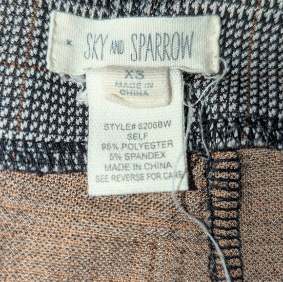 Next Level Rhinestone BLM Tee Small & Sky & Sparrow Mini Size Xs - Picture 3 of 4